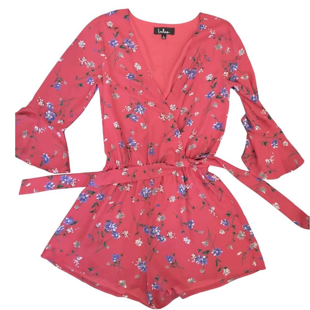 Lulus Coral Pink Floral Long Bell Sleeve Surplice Romper Size Small